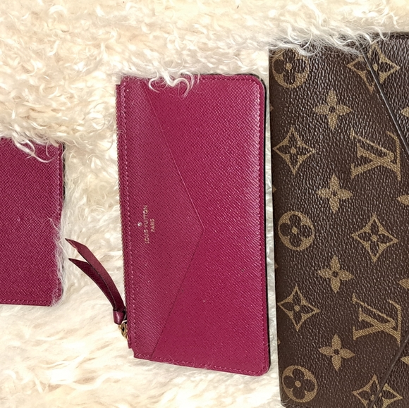 LV Wallet - Picture 5 of 16